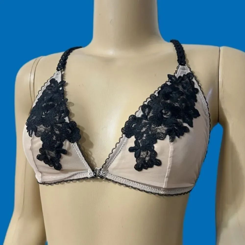 Victorias Secret Dream Angels Mesh floral appliqué unlined bralette black buff M